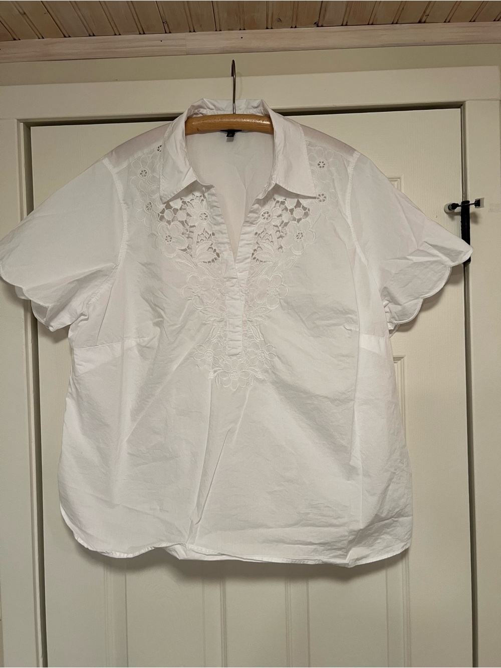 Talbots White Short-Sleeve Button Down Shirt with Eyelet Embroidery
